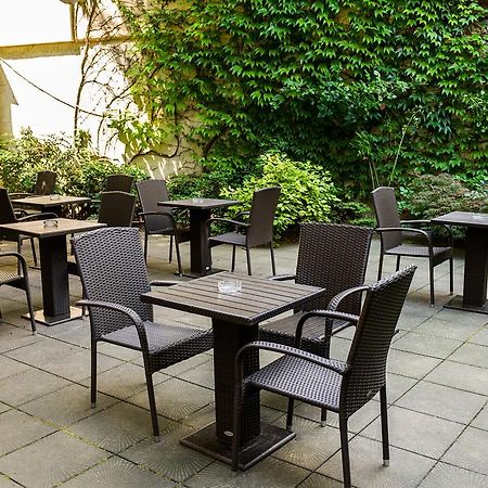 פראג Hotel Dalimil מראה חיצוני תמונה