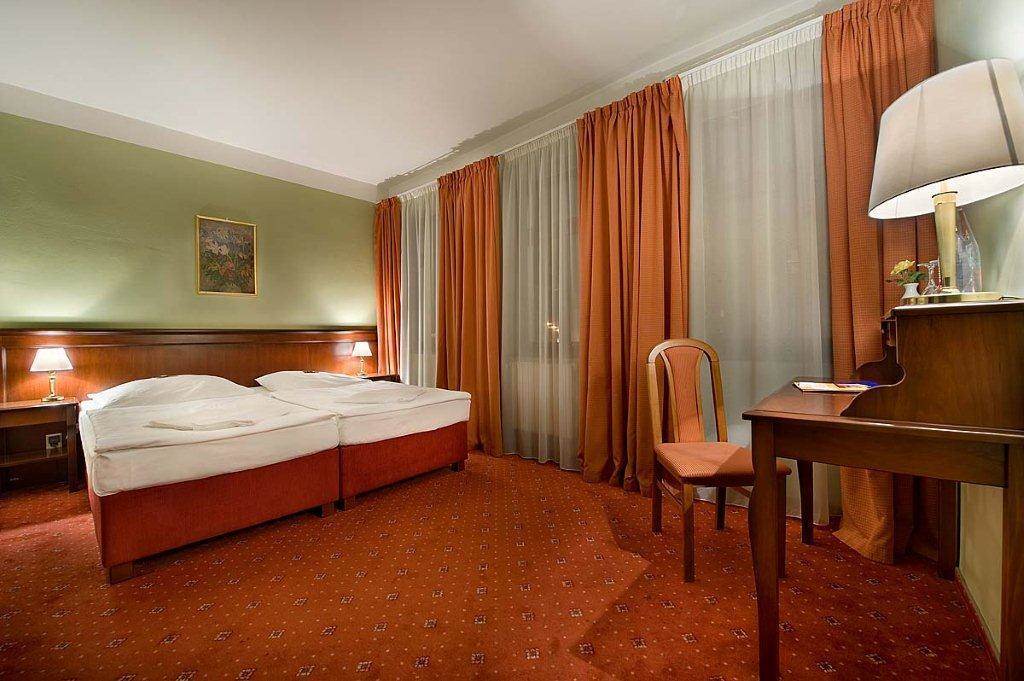 פראג Hotel Dalimil מראה חיצוני תמונה