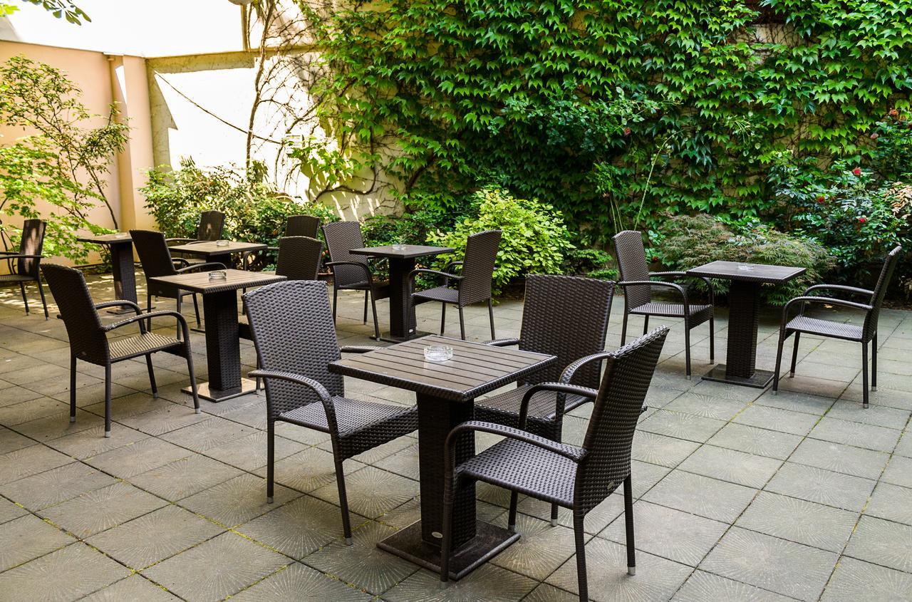פראג Hotel Dalimil מראה חיצוני תמונה