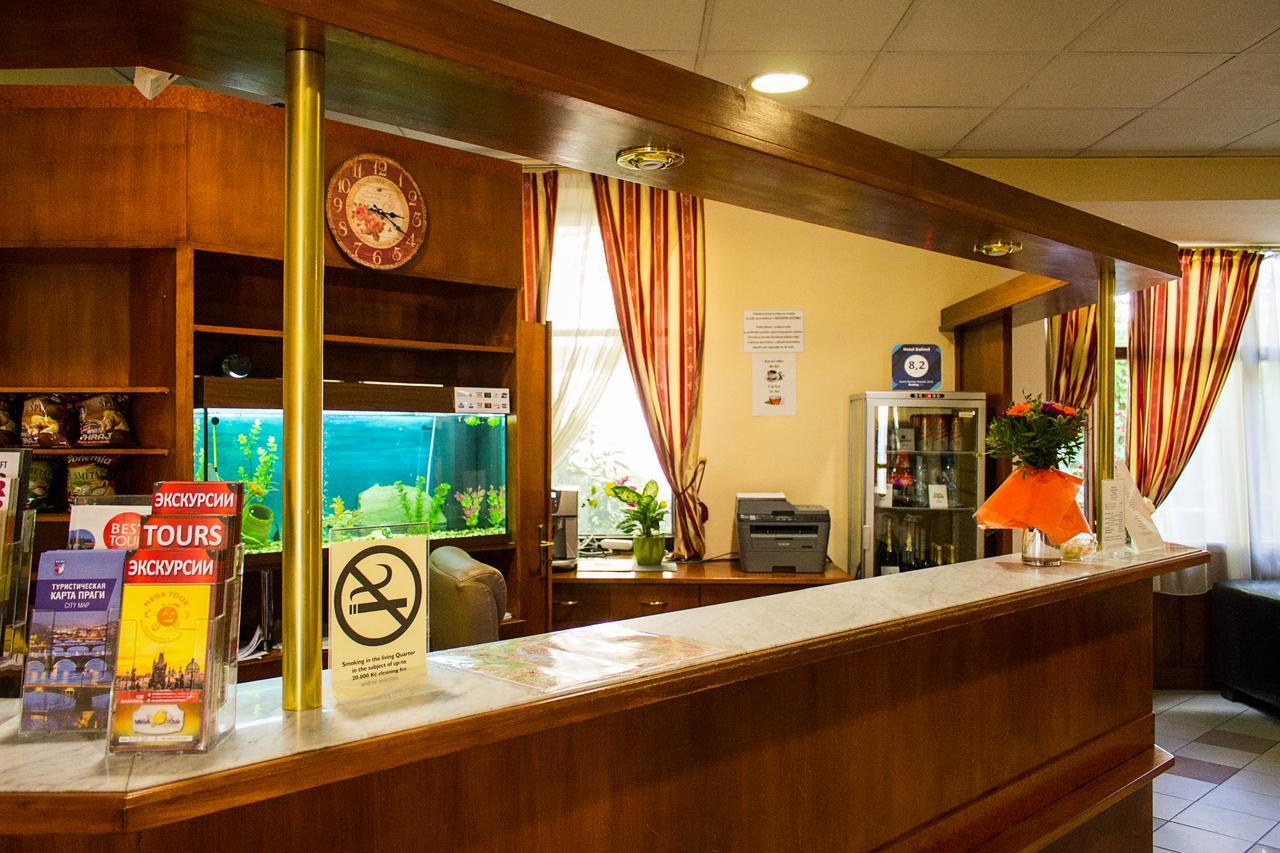 פראג Hotel Dalimil מראה חיצוני תמונה