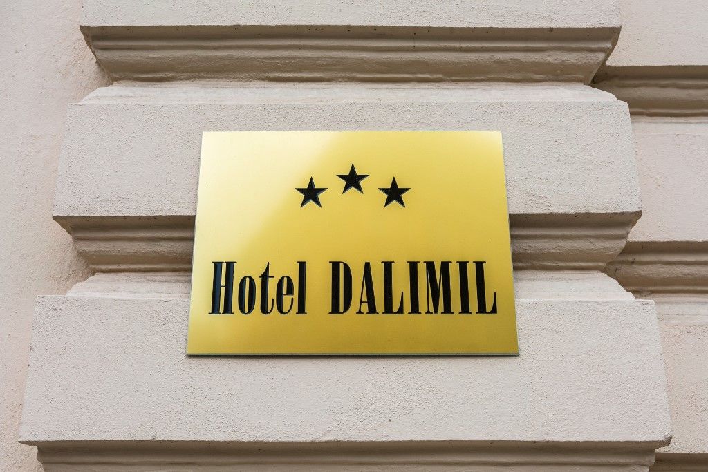 פראג Hotel Dalimil מראה חיצוני תמונה