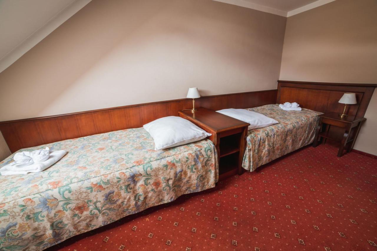 פראג Hotel Dalimil מראה חיצוני תמונה